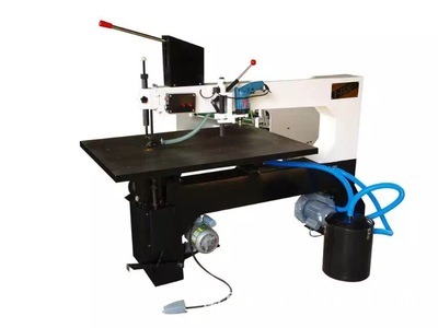 La sierra de mesa de bajo ruido vio la máquina para la industria de fabricación de troqueles