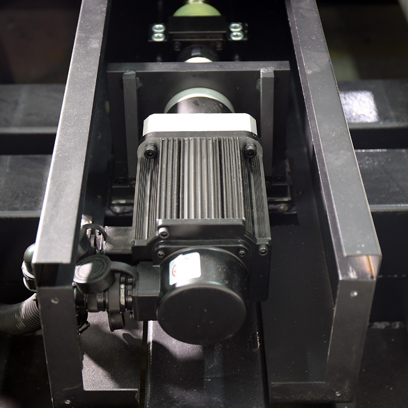 Máquina de corte láser de placa de cNC CO2 de CNC Auto Flat y Rotario para la fabricación de troqueles